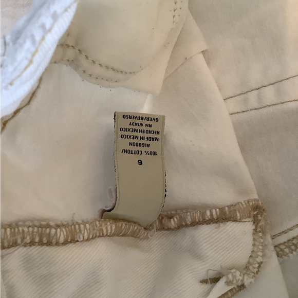 🎉Host Pick🎉 Ralph Lauren Polo Jeans Company white jean shorts. Sz 6 - Picture 5 of 5